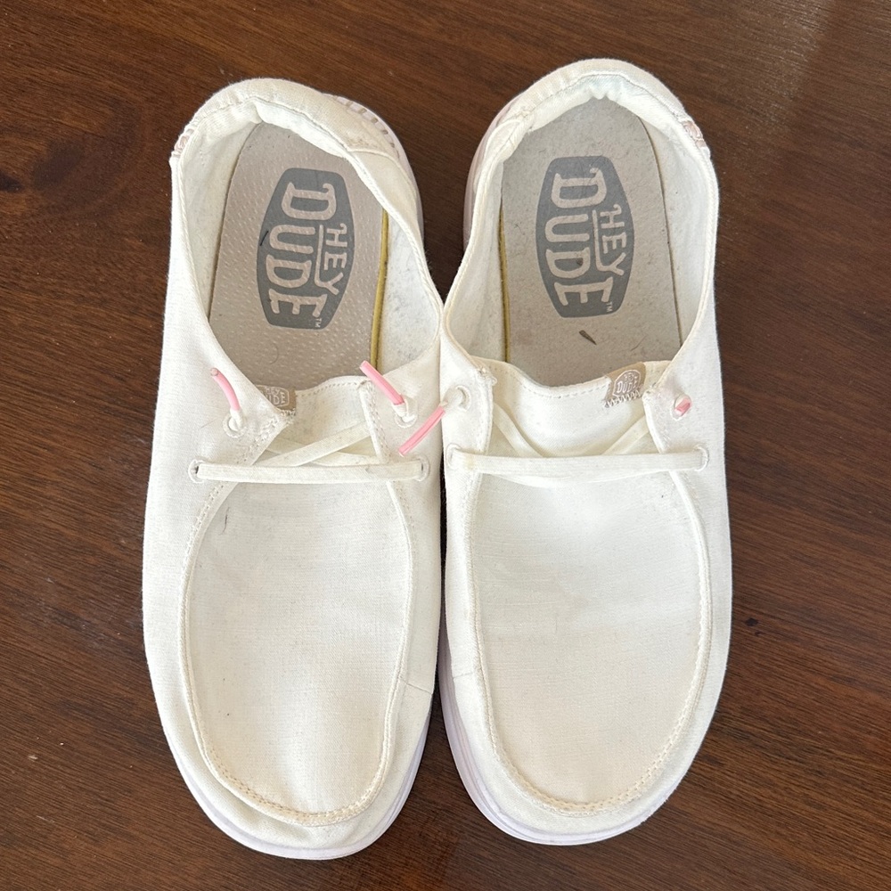 Hey Dude Woman’s Spark White Shoes